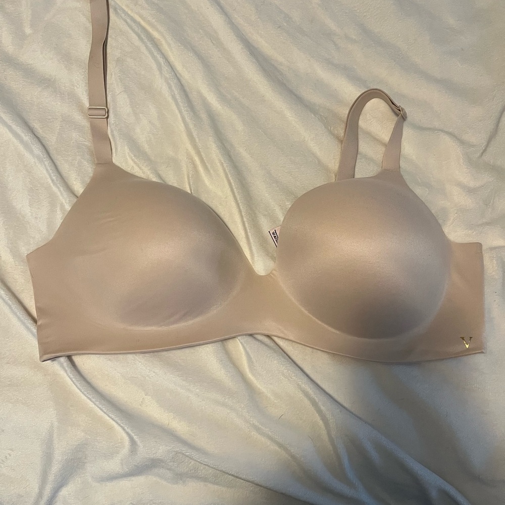 Victoria's Secret Tan Full-Coverage Bra Intimates & Sleepwear